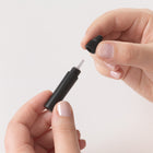 Trodat - Recharges d’encre ID Protector-N’utilisez que l’encre originale de Trodat pour l’ID Protector et l’ID Protector+. Utiliser une autre encre peut endommager de façon permanente le rouleau encreur ou entraîner un masquage inadéquat du texte