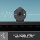 Logitech Brio 300 Webcam Full HD avec confidentialité, micro à réduction de bruit - Graphite-Tournez pour une confidentialité instantanée: Faites tourner l'obturateur de confidentialité de la webcam pour bloquer l'objectif de la caméra lorsque vous n'avez pas besoin d'être à l'écran
