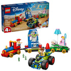 LEGO - Disney et Pixar Le train en Fête et la Voiture RC de Toy Story, Ensemble de Jeu de Construction-Qu’y a-t-il à l’intérieur? - L’ensemble LEGO Disney à construire comprend une locomotive, deux wagons et une voiture, ainsi que quatre figurines LEGO Disney : Woody, Jessie, la Bergère et Buzz Lightyear