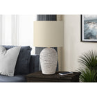 Monarch Specialties - Luminaire - 17 po H Lampe De Table - Rotin Blanc - Abat-Jour Beige - Transitionnel-L'interrupteur pratique à bouton rotatif marche/arrêt permet de contrôler facilement une ampoule standard de 60 W (non incluse), ce qui permet d'éclairer une pièce sans effort
