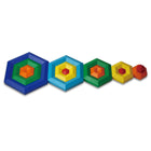 Popular Playthings - PPY19000 Jeu d'empilage Hexacus-Un livret d'idées qui présente plus de 100 exemples de motifs et formes faciles à complexes à construire.