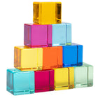 TickiT - Cubes de pierres précieuses - Lot de 10-Cubes colorés: Cet ensemble comprend 10 cubes de gemmes translucides de différentes couleurs. Explorez les activités créatives de construction, de comptage et de mélange de couleurs avec ces objets de manipulation colorés