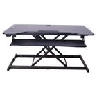Rocelco - Bureau réglable électrique de 46 po avec CA/USB et tapis antifatigue - Noir-Œillet arrière pour bras de moniteur en option