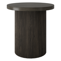 Hudson&Canal - Table d'appoint ronde cannelée Isa de 56 cm de large, couleur brun aulne-Un design scandinave à la fois moderne et classique pour votre salon, votre bureau et plus encore