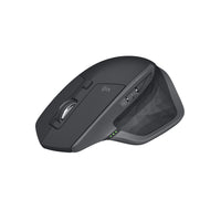 Logitech - MX Master 2S souris sans fil édition Bluetooth - Graphite-Connectez jusqu'à 3 ordinateurs: Logitech Flow vous permet de contrôler jusqu'à 3 ordinateurs avec une souris sans fil, et de copier-coller du texte, des images et des fichiers entre eux 