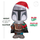 GEMMY - Mandalorien gonflable de Noël avec bonnet de Père Noël et cadeau - 107 cm-Pour usage intérieur et extérieur