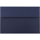 JAM Paper - Enveloppes d'invitation A8 - 5,5 x 8,125 - bleu marine - Paquet de 50-Ces enveloppes sont parfaites pour envoyer des invitations, des cartes de voeux, des RSVP, des cartes de remerciement, des cadeaux d'anniversaire, des remises de diplômes, des vacances et plus encore