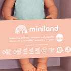 Miniland - Poupée bébé anatomiquement correcte de 15 pouces - Fille blonde caucasienne atteinte de vitiligo-Poupée bébé de 38 cm de haut fabriquée en Espagne