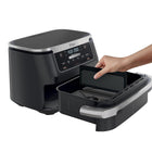 Ninja - Friteuse à air Foodi DualZone FlexBasket avec MegaZone 7 pintes-Mégazone 7 qt : débloque la possibilité de cuisiner des protéines et des repas plus gros qui nourrissent toute votre famille dans un seul panier.