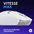 Logitech - Souris de jeu légère sans fil G309 LIGHTSPEED - Blanc-Poids minimal: La Logitech G309 LIGHTSPEED est une souris gaming légère qui ne pèse que 86 g avec la pile AA incluse ou 68 g (sans pile) avec l'utilisation du système de charge sans fil POWERPLAY