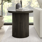 Hudson&Canal - Table d'appoint ronde cannelée Isa de 56 cm de large, couleur brun aulne-La table de montage supporte un poids maximal de 40 livres