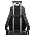 Bugatti - Sac à dos professionnel de la collection Wellington pour ordinateur portable jusqu’à 15,6 po - Noir-Poids : 3 lb