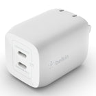 Belkin - Chargeur mural BoostCharge Pro 65 W à deux ports USB-C GaN-CHARGEMENT SIMULTANÉ : Comparé à d'autres chargeurs dotés d'un seul port de chargement, ce modèle dispose de 2 ports USB-C qui vous donnent accès à 65 W lors de l'utilisation d'un seul port USB-C ou 45 W + 20 W lors de l'utilisation des deux ports. Chargez votre MacBook, votre téléphone portable et bien plus encore simultanément