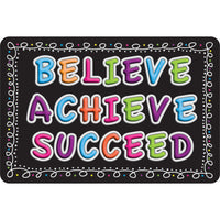 Ashley Productions - The Original Fun Mat - Tapis de Bienvenue - 15 -5" x 23 -5" - Croire - Réussir - Prospérer - Boucles de Craie-Mesure et conception : Le tapis de craie Believe, Achieve, Succeed mesure 15,5 po x 23,5 po.