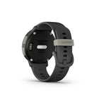 Garmin - Montre connectée Bounce 2 pour enfants - 43 mm - Gris ardoise-ASSISTANCE - Si votre enfant a besoin d'aide et que la fonction d'assistance est activée, soyez assuré que les contacts familiaux seront appelés et recevront un message avec un lien de partage de localisation LiveTrack pour la localisation en direct de votre enfant.