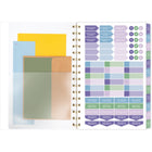 AT-A-GLANCE - Agenda hebdomadaire/mensuel BADGE floral 2025 - 8-1/2 po H x 5 1/2 po l - Multicolore - Bilingue-Couverture en poly imprimée d'un joli motif floral durable et résistant à l'eau