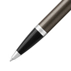 Parker − Stylo à bille IM − noir espresso − pointe moyenne − encre bleue-Une forme confortable et ergonomique associée au savoir-faire PARKER de qualité supérieure pour évoquer le riche héritage de la marque