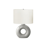 Monarch Specialties - Luminaire - 24 po H Lampe De Table - Céramique Gris - Abat-Jour Ivoire / Crème - Contemporain - Moderne-Lampe de table contemporaine et élégante de 24 pouces, dotée d'une base en céramique gris clair en forme de beignet, surmontée d'un abat-jour ovale en tissu ivoire et d'un embout rond en métal argenté