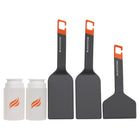 Blackstone - Ensemble d’accessoires de camping – 5 pièces-Comprend spatules (Qté 2), grattoir pour plaque (Qté 1), et bouteilles de 8 oz à pression (Qté 2)