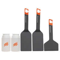 Blackstone - Ensemble d’accessoires de camping – 5 pièces-Comprend spatules (Qté 2), grattoir pour plaque (Qté 1), et bouteilles de 8 oz à pression (Qté 2)