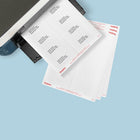 Staples - Étiquettes postales blanches pour imprimantes jet d'encre/laser, 4 po x 2 po, paq./250-Les feuilles d'étiquettes se chargent dans n'importe quel plateau, ce qui élimine le besoin d'une alimentation manuelle