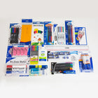 BAZIC Products - Trousse de rentrée scolaire, 66 pièces-Ensemble de 66 pièces: 10 crayons de bois, 12 crayons de couleur, 1 taille-crayon, 6 stylos gel à l'huile, 4 stylos à pointe fibre, 3 mines, 8 porte-mines, 4 gommes, 5 marqueurs permanents, 5 surligneurs, 3 marqueurs effaçables à sec, 2 bâtons de colle, 1 colle blanche , 1 ruban correcteur, 1 règle.
