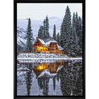 Winter Cottage - Toile encadree - 22" x 31"-Impression d'art de haute qualité avec passe-partout et encadrement professionnel
