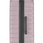 Bugatti - Valise d'enregistrement rigide 30 po de la collection Mecca - Lilac-Intérieur doublé avec panneau de séparation, poches pratiques et sangles de serrage pour garder le contenu organisé et en place.