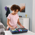 VTech - Kidi Star DJ Mixer Pro - Anglais-Joue aux jeux intégrés, active les lumières de fête et branche un casque d’écoute pour un jeu plus silencieux.