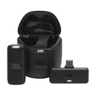 JBL - USB-C sans fil Quantum Stream-Plug-and-play - Branchez le dongle USB-C sans fil à faible latence de 2,4 GHz directement sur votre appareil Android et les appareils Apple les plus récents* pour vous connecter. C’est aussi simple que ça. Éloignez-vous de votre appareil sans aucune hésitation car vous disposez d’une portée de transmission de 100 mètres