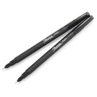 Sharpie - Stylos Sharpie, pointe feutre, pointe fine (0,4 mm), noir, 4 unités-L'encre à séchage rapide est à la fois résistante à l'eau et à la décoloration; Certifié AP