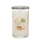 Yankee Candle - Coconut Beach Signature Bougie pilier moyenne - 14 oz-Le couvercle en métal brossé sert de dessous de verre à bougie