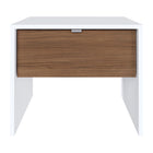 Nexera - Table de nuit Axel, 1 tiroir, Blanc et noyer-Meubles conçus et produits au Canada à partir de panneaux de particules et de MDF certifiés CARB II/FSC.  Item expédié en 24-48 heures après réception de la commande.  Assemblage requis