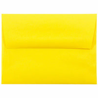 JAM Paper - Enveloppes d'invitation colorées A2 - 4,375 x 5,75 - jaune recyclé - Paquet de 50-Caractéristiques de l'enveloppe : Fermeture à rabat droit gommé, finition en papier lisse de haute qualité, fabriquée avec 30 % de matériaux recyclés
