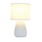 Simple Designs - Mini lampe de table texturée - Blanc cassé avec abat-jour assorti-Assemblage et utilisation: Le produit est livré assemblé et il suffit de fixer l'abat-jour à la base avec un écrou à douille fourni avant utilisation