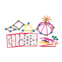 edxeducation Kit de démarrage squelettique Geo - 144 pièces multicolores - 20 cartes d'activités recto verso -ENSEMBLE DE CONSTRUCTION DE 164 PIÈCES - Cet énorme ensemble comprend 40 boules de connexion en deux couleurs, 80 bâtons en 4 longueurs et 4 couleurs, 24 pièces courbes roses et 20 cartes d'activités recto verso.