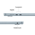 Apple - MacBook Air 15 po - M5 - 10 coeurs - 512 Go SSD - Mémoire unifiée 16 Go - Bleu ciel - Français-Connectez Absolument Tout - MacBook Air comprend deux ports Thunderbolt 4, un port de recharge MagSafe, une prise pour écouteurs ainsi que la puce réseau sans fil N1 d’Apple pour le Wi-Fi 7 et le Bluetooth 6. Et il prend en charge Jusqu’à deux moniteurs externes