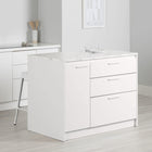 South Shore - Myro - Îlot de cuisine avec porte et tiroirs - Faux Marbre blanc et Blanc-Rangement intégré : profitez des 3 tiroirs renforcés pour ranger vos ustensiles, vos plaques de cuisson et même votre batterie de cuisine. La grande porte permet quant à elle l’entreposage de petits électroménagers.