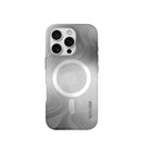 Incase - Halo Case MagSafe pour iPhone 16 Pro Max - Oil Slick Smoke-L'étui Halo est une exploration audacieuse de la protection, avec un motif unique de hydro-dip submersif, une protection contre les chutes jusqu'à 3 mètres et un revêtement doux au toucher, tout en étant conçu pour MagSafe.