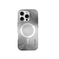 Incase - Halo Case MagSafe pour iPhone 16 Pro Max - Oil Slick Smoke-L'étui Halo est une exploration audacieuse de la protection, avec un motif unique de hydro-dip submersif, une protection contre les chutes jusqu'à 3 mètres et un revêtement doux au toucher, tout en étant conçu pour MagSafe.