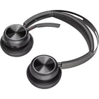 HP - Casque Poly Voyager Focus 2 USB-C-Un casque facile à utiliser avec des capteurs intelligents pour répondre/mettre en sourdine les appels et lire/mettre en pause la musique. La perche du microphone intelligente maintient automatiquement le son gauche et droit, quel que soit le côté où le casque est porté.