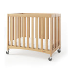 Foundations - Lit de bébé pliant compact avec roulettes surdimensionnées, 40 po x 26 po x 34 po-Nécessite un assemblage simple