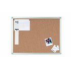 MasterVision - Tableau d'affichage en liege Ayda - 18 po H x 24 po l - cadre en aluminium-Le cadre en aluminium elegant ajoute un style elegant à n'importe quelle piece