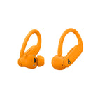 Beats - Écouteurs Powerbeats Pro 2 - Orange électrisant-Les capteurs de suivi de la fréquence cardiaque émettent des impulsions plus de 100 fois par seconde pour mesurer votre pouls en temps réel. Les Powerbeats Pro 2 sont résistants à la transpiration et à l’eau, avec une cote IPX4. Ils sont donc suffisamment robustes pour supporter les entraînements sous la pluie, dans la neige et la chaleur.
