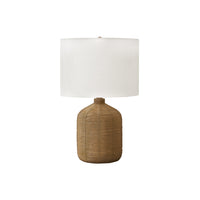 Monarch Specialties - Luminaire - 23 po H Lampe De Table - Rotin Marron - Abat-Jour Beige - Moderne-Apportez une touche décontractée et contemporaine à votre intérieur avec cette élégante lampe de table de 23 pouces de haut avec une base en forme de pot de gingembre, composée d'une base au fini texturé en rotin brun sur un cadre métallique, et surmontée d'un abat-jour moderne en tissu beige et d'un embout doré