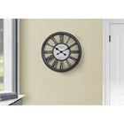 Monarch Specialties - Horloge - 18 po Rond - Horloge Murale - Noir Antique - Transitionnel-Facile à lire grâce aux chiffres romains sur un fond de style squelette et au mouvement à quartz pour un chronométrage précis