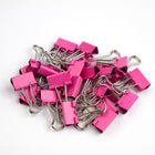 JAM Paper - Pinces à reliure colourées - petites - 19 mm (3/4 po) - pinces à reliure roses - paquet de 25-La forte adhérence des pinces à reliure maintient les piles de papier en vrac solidement fixées ensemble, sans risque de glissement ou de chute.