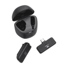 JBL - USB-C sans fil Quantum Stream-Compatible avec le logiciel JBL QuantumENGINE - Le microphone JBL Quantum Stream Wireless prend en charge le logiciel pour ordinateur JBL QuantumENGINE, afin que vous puissiez régler rapidement l’égaliseur et le gain pour affiner votre son, activer et couper le son, et appliquer la réduction du bruit, le tout depuis votre appareil