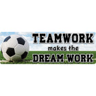 Ashley Productions - The Original Fun Mat - Mat Runner - 15 -5" x 47" - Travail d'équipe de soccer-Mesures et design : Le tapis de course d'équipe de soccer mesure 15,5 po x 47 po.