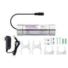 iSpring - Kit d'extension de filtre à eau UV LED UVF8 pour systèmes sous évier-Gardez Votre Eau Potable Grâce À Un Complément Efficace: Le filtre à eau avec DEL UV iSpring UVF8 nettoie efficacement les substances nocives de votre eau. La longueur d’onde de la lumière UV-C agit rapidement pour modifier la structure moléculaire des substances nocives, ce qui les rend inactives et incapables de se reproduire. Contrairement aux lampes à vapeur de mercure traditionnelles, le système ne nécessite pas de temps de 